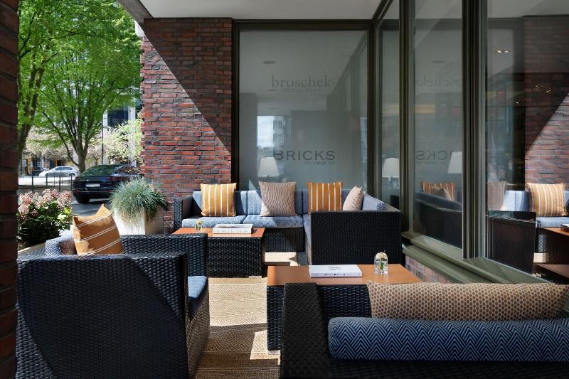 Renaissance Hamburg Hotel - Teras