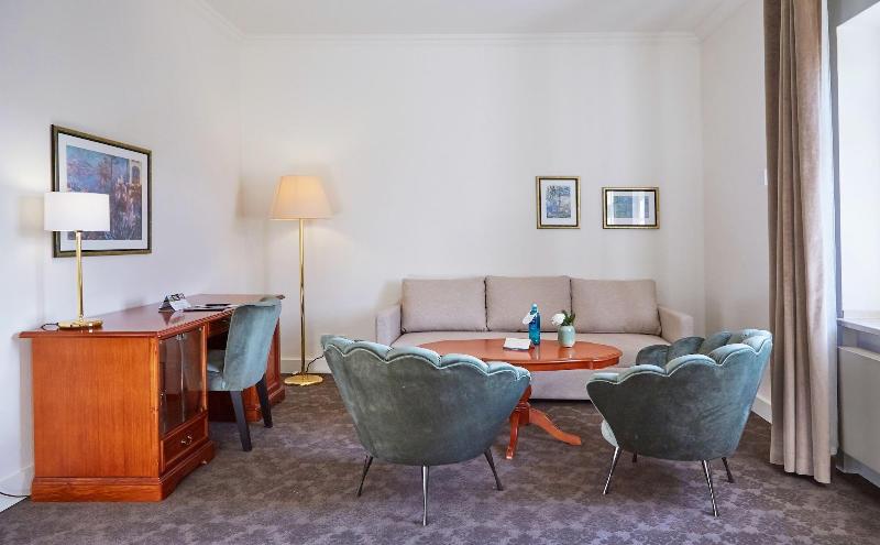 Schlosshotel Großer Gasthof - Oda