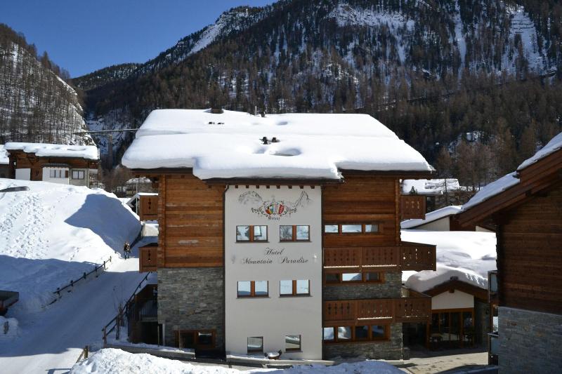 Mountain Paradise - Genel