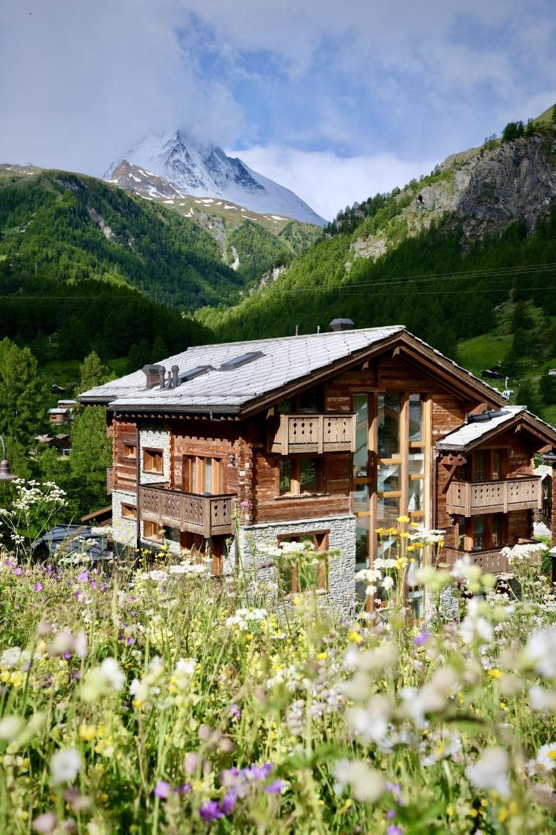 Mountain Paradise - Genel