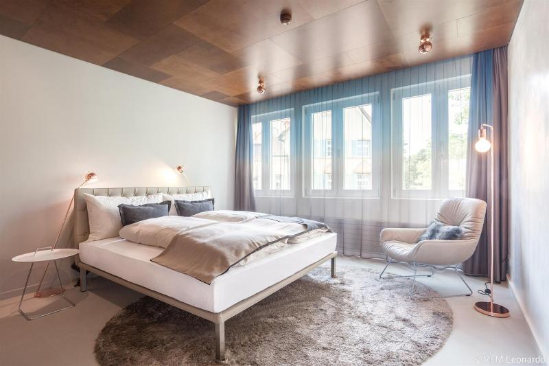 EMA House Zurich Suite - Genel