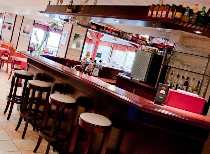 Kyriad Saint -Malo Ouest - Dinard - Bar