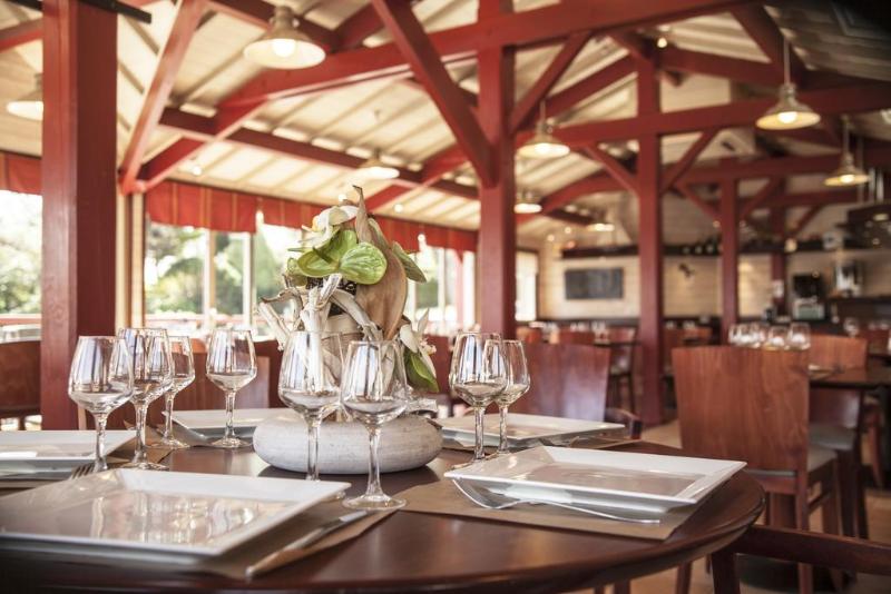 Kyriad Saint -Malo Ouest - Dinard - Restoran