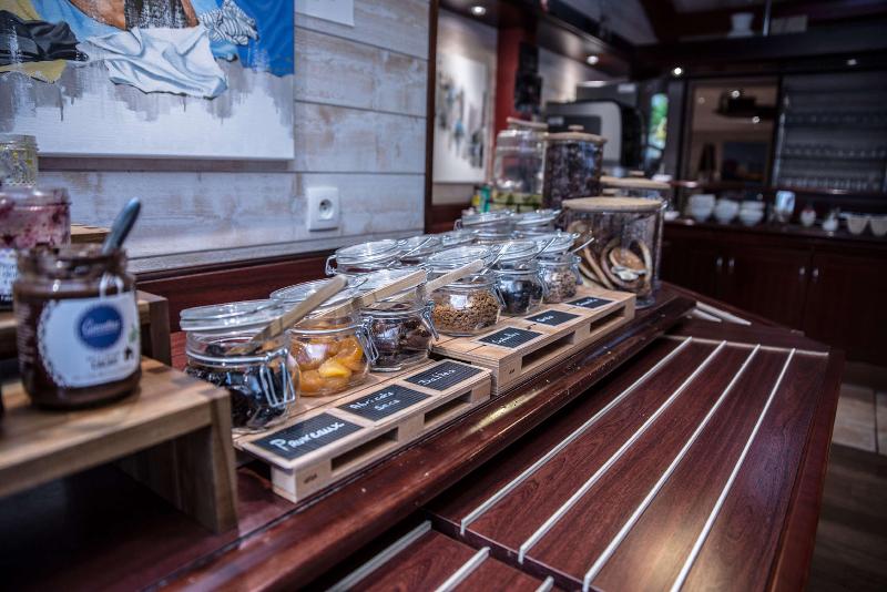 Kyriad Saint -Malo Ouest - Dinard - Restoran