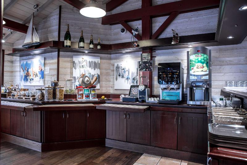 Kyriad Saint -Malo Ouest - Dinard - Restoran