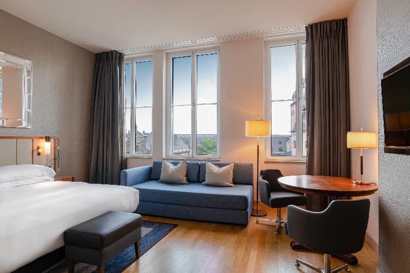 Hilton Cologne - Genel