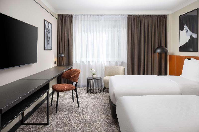 Hilton Dusseldorf - Oda