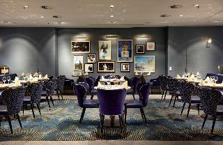 Hilton Dusseldorf fotoÄŸrafÄ±
