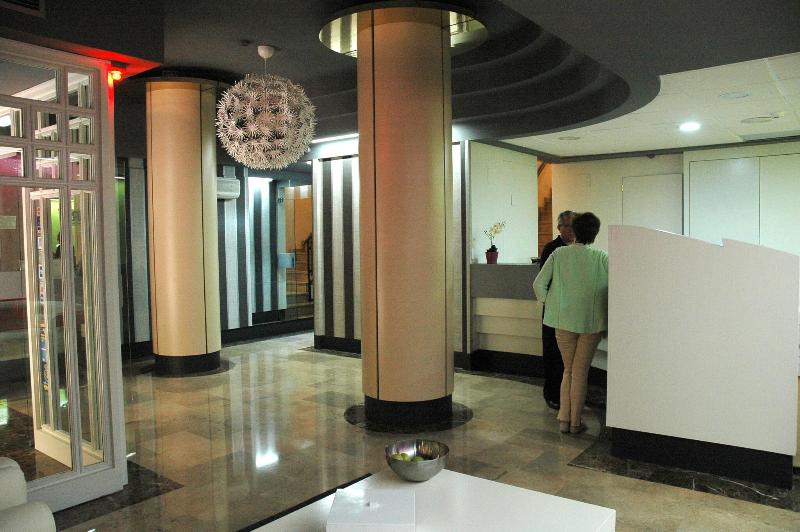 Hotel Río Arga - Lobi