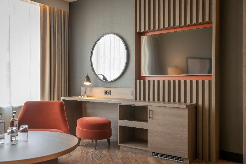Clayton Hotel Düsseldorf - Oda