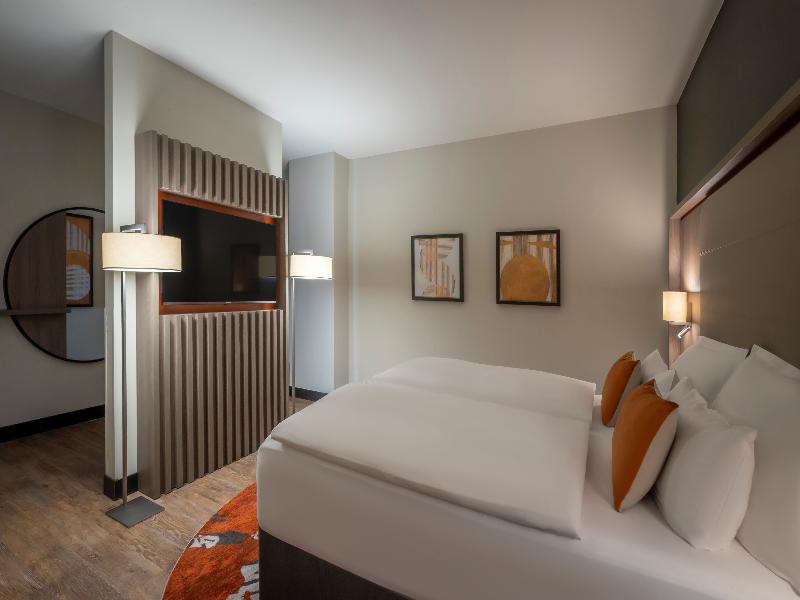 Clayton Hotel Düsseldorf - Oda
