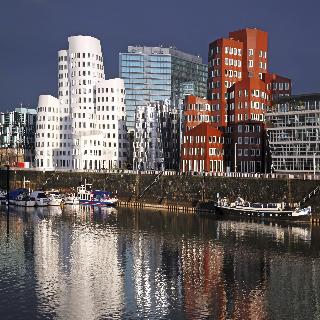 NH Düsseldorf Königsallee fotoÄŸrafÄ±