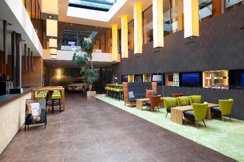 Tailormade Hotel Sihlpark - Lobi
