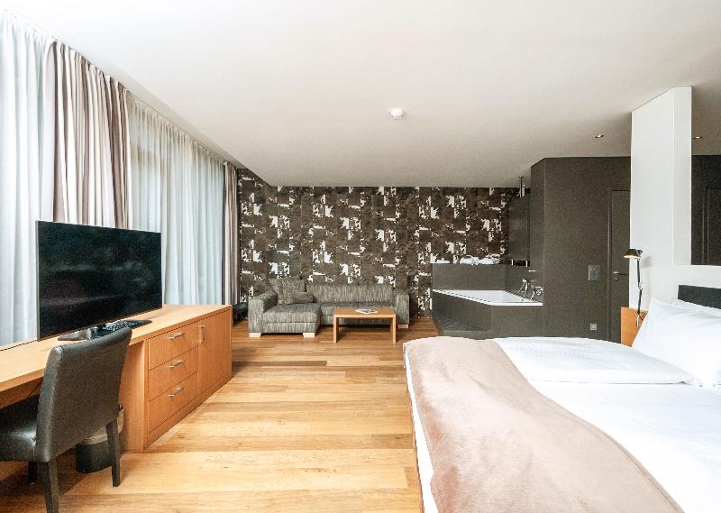 Tailormade Hotel Sihlpark - Oda