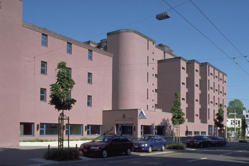 Zurich Youth Hostel - Genel