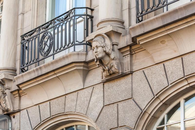 Hotel Monopol - Central Station - Genel