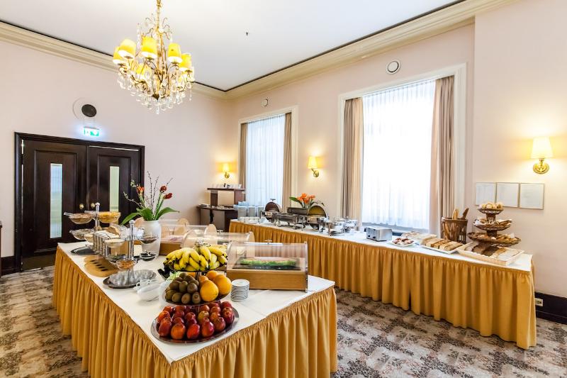 Hotel Monopol - Central Station - Restoran