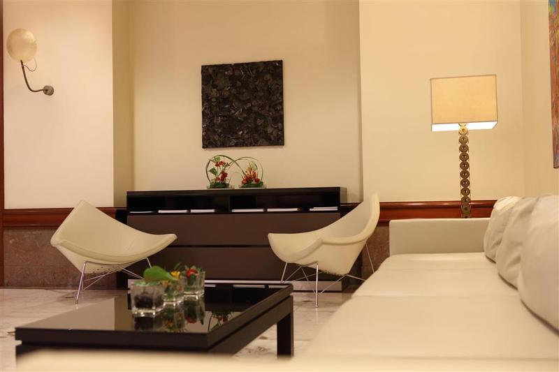 Le Méridien Parkhotel Frankfurt - Lobi