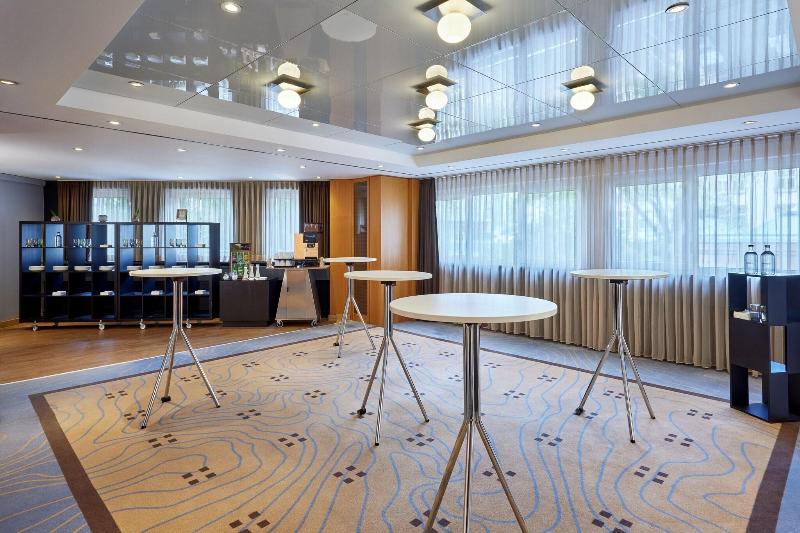 Le Méridien Parkhotel Frankfurt - Lobi