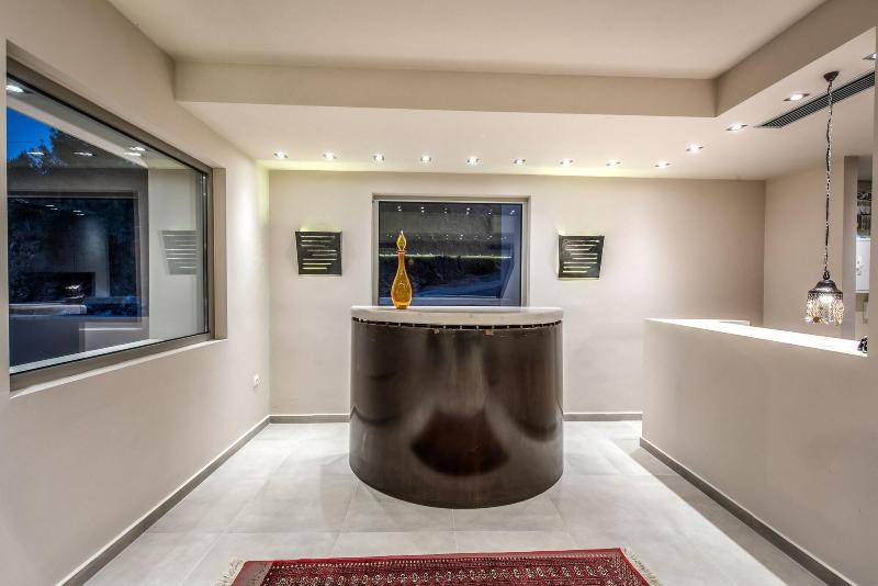 Ionian Hill Studios - Bar