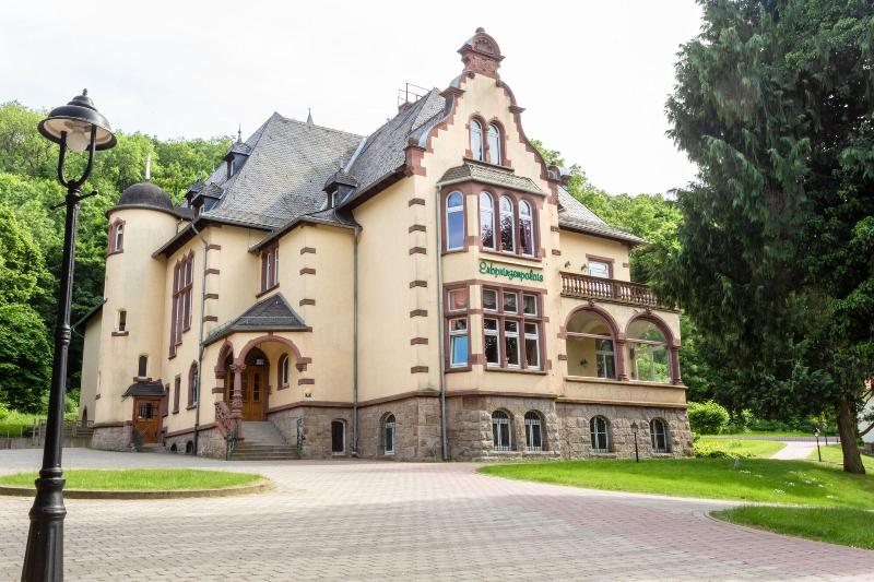 Erbprinzenpalais - Genel