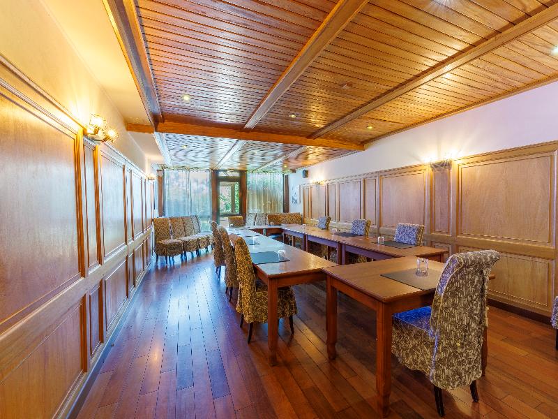 Logis Hotel la Grassinais Saint-Malo - Toplantı