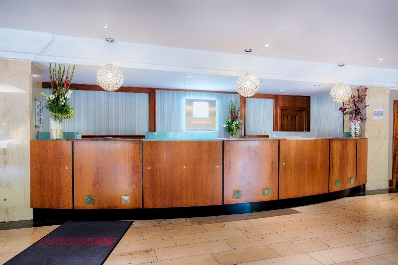 Leonardo Hotel Frankfurt City South - Lobi