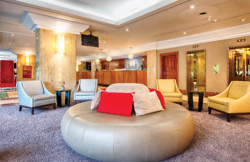 Leonardo Hotel Frankfurt City South - Lobi