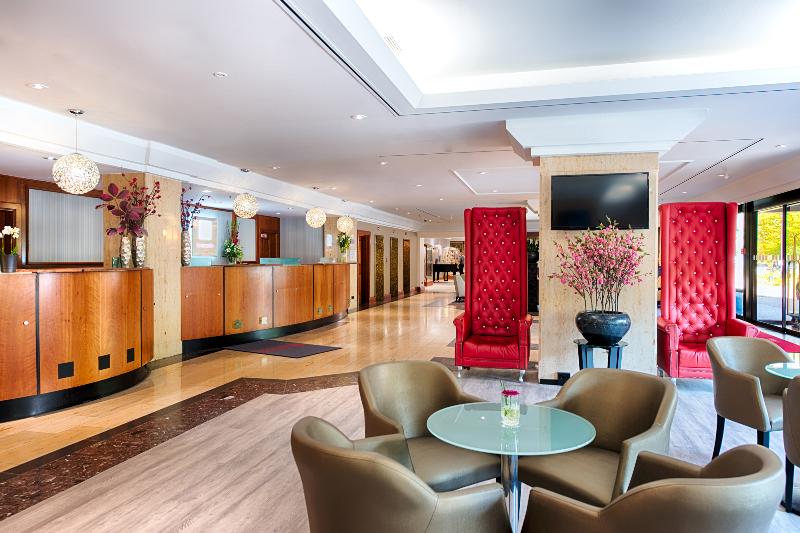 Leonardo Hotel Frankfurt City South - Lobi