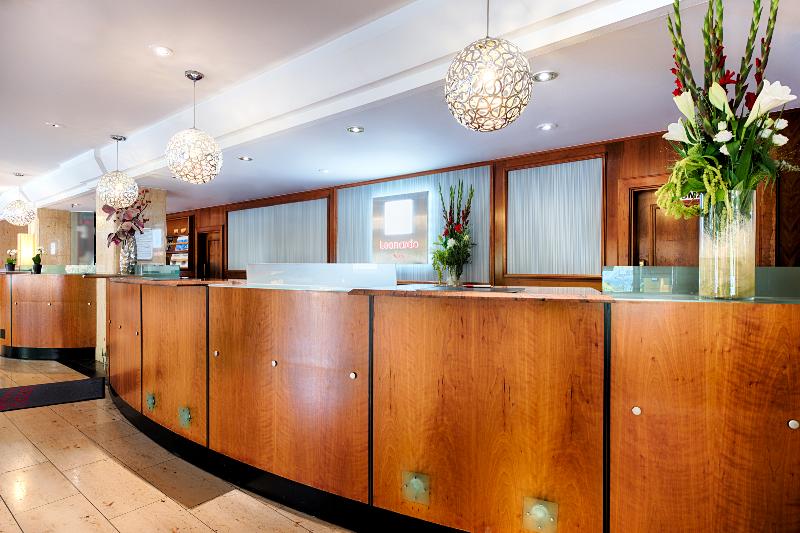 Leonardo Hotel Frankfurt City South - Lobi
