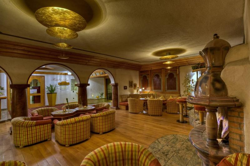 Königshof Hotel Resort - Lobi