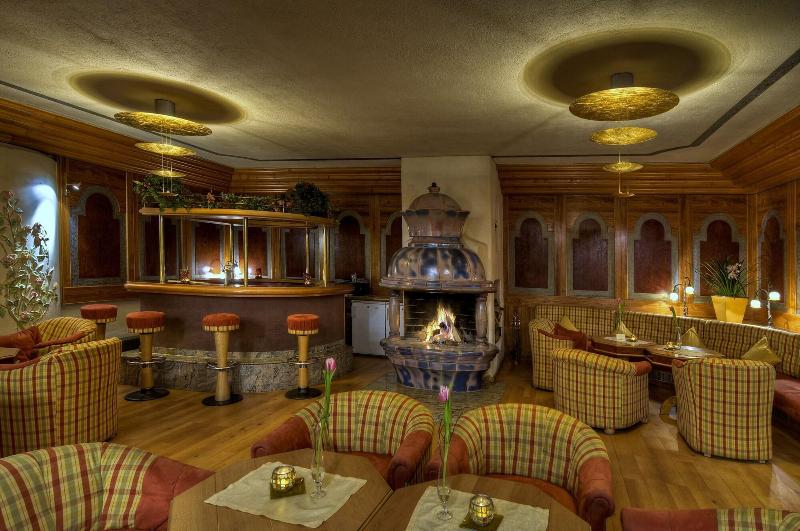 Königshof Hotel Resort - Lobi