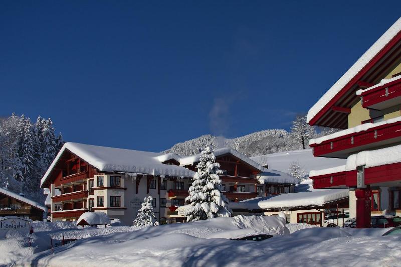Königshof Hotel Resort - Genel