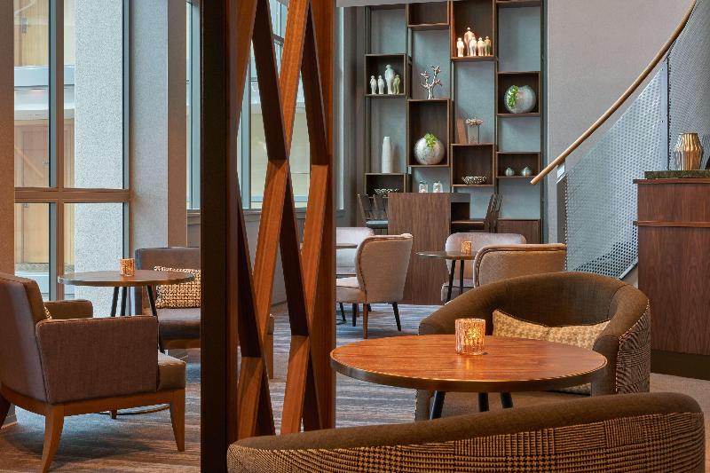 Hilton Frankfurt City Centre - Bar