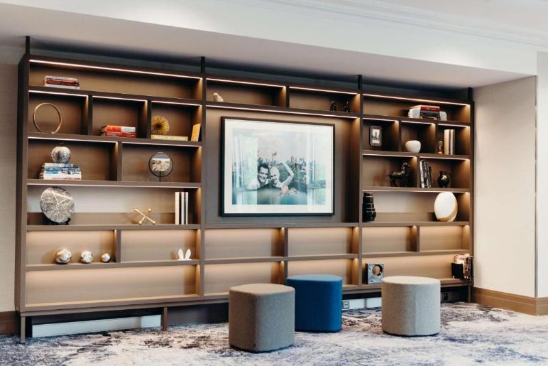 Hilton Frankfurt City Centre - Lobi
