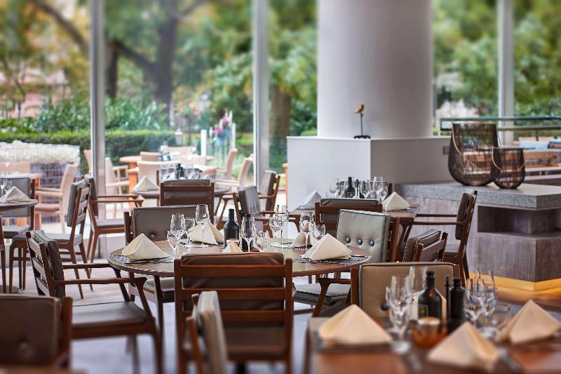 Hilton Frankfurt City Centre - Restoran