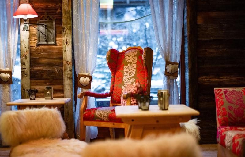 Romantik Hotel Julen - Lobi