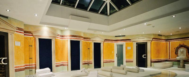 Romantik Hotel Julen - Lobi