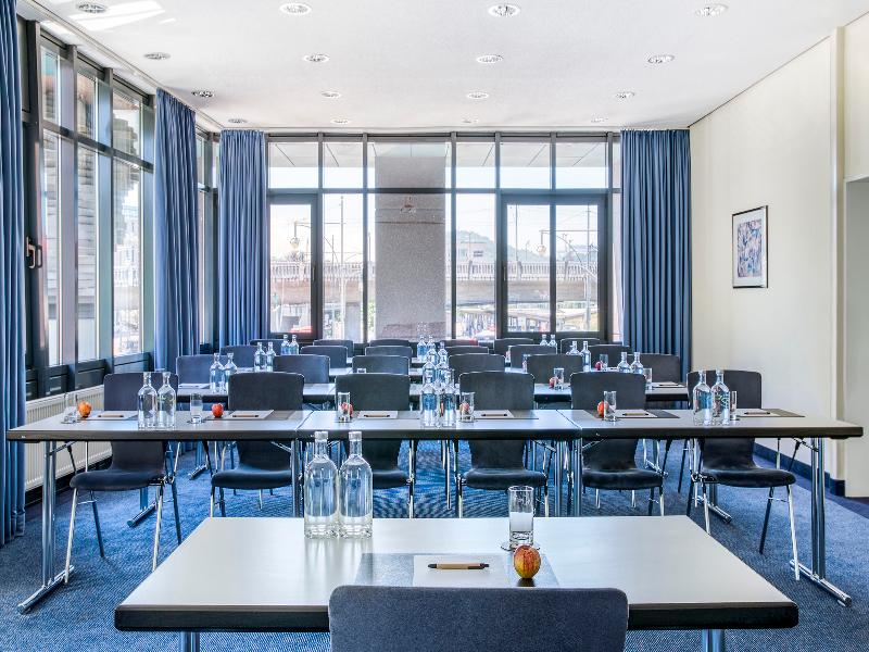 Hotel Freiburg City Center by Leonardo Hotels - Toplantı