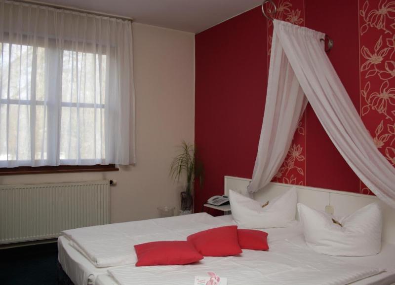 Hotel Jembo Park - Oda