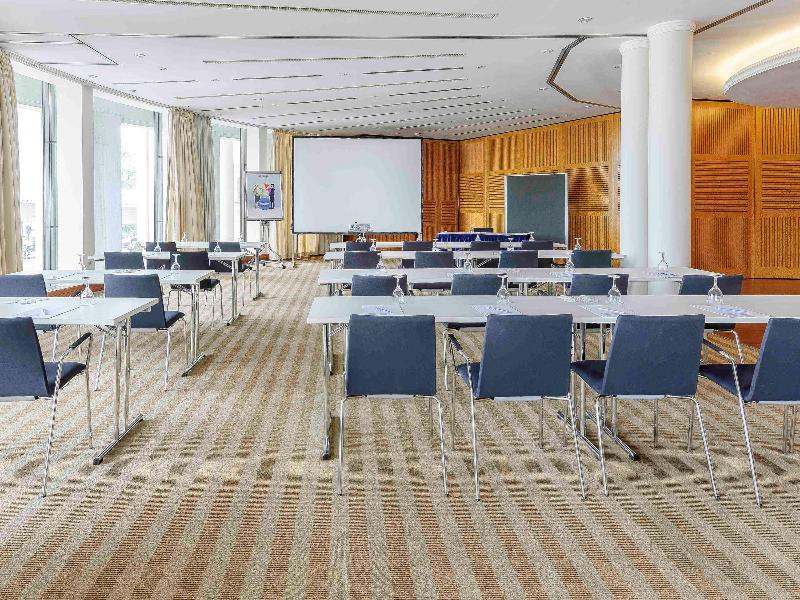 Novotel Freiburg am Konzerthaus - Toplantı