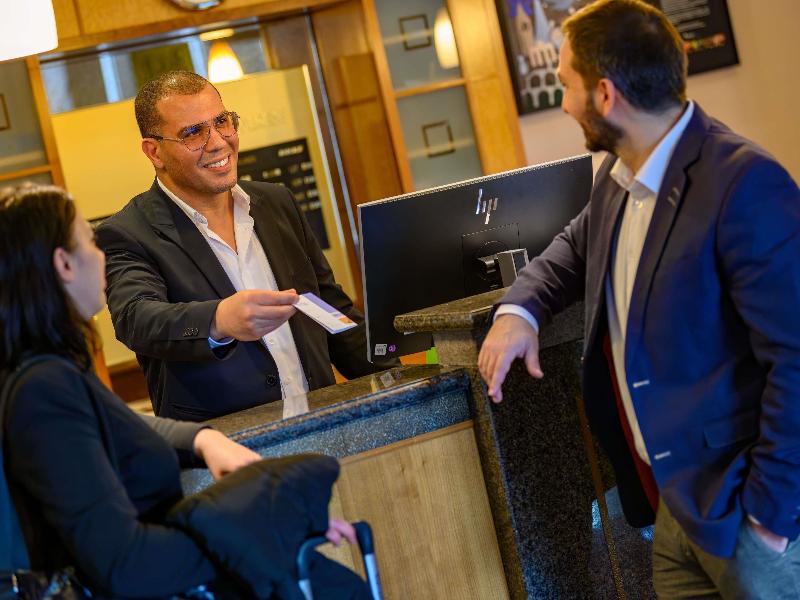 Novotel Freiburg am Konzerthaus - Genel