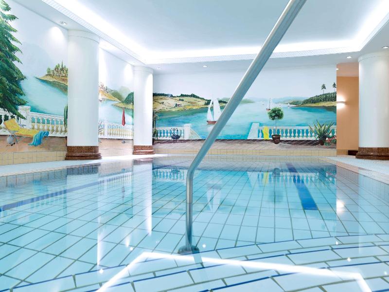 Novotel Freiburg am Konzerthaus - Havuz