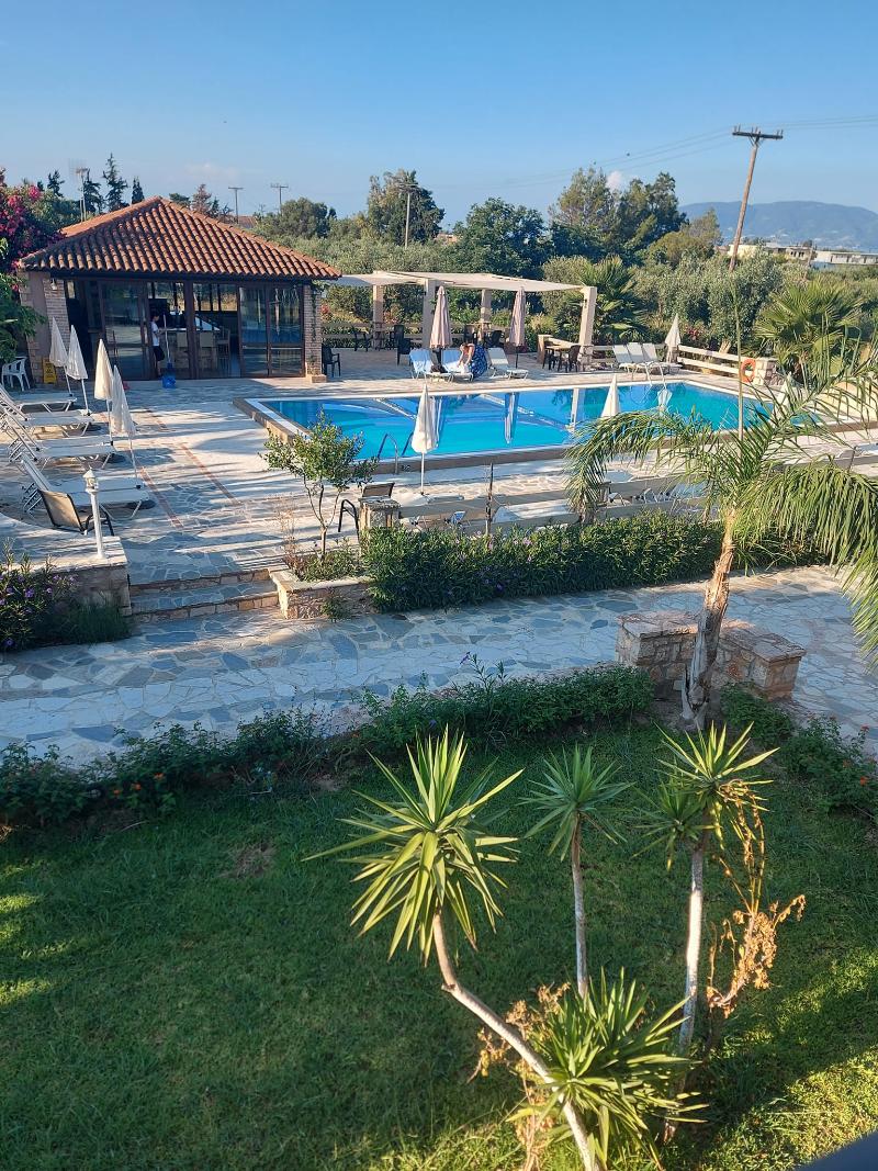 Daniel Hotel - Havuz