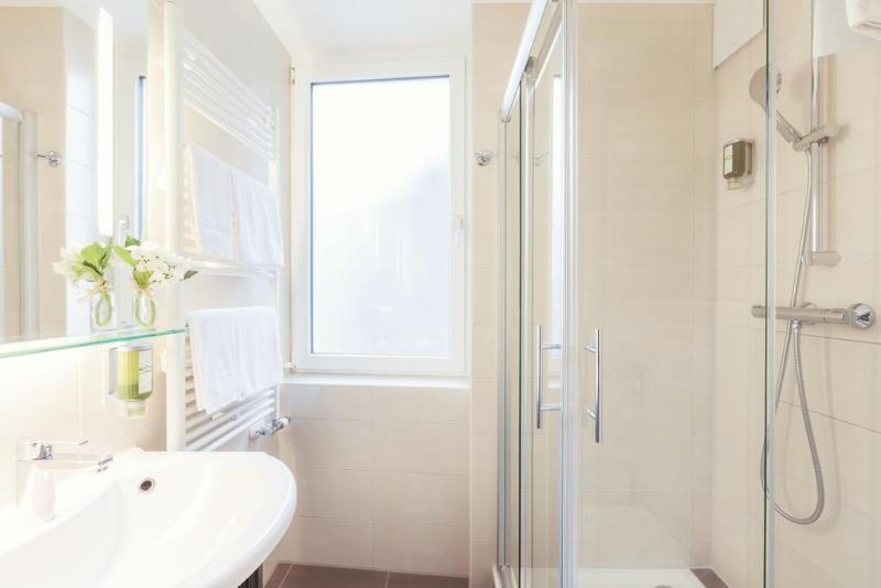 Le Petit Hotel - Genel