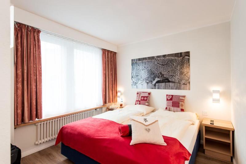 Le Petit Hotel - Genel