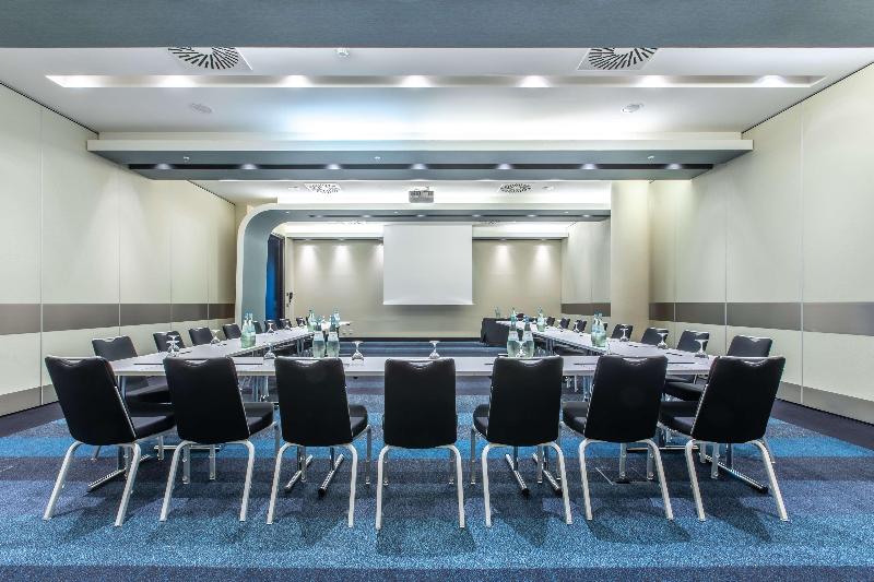 Radisson Blu Hotel, Hamburg - Toplantı