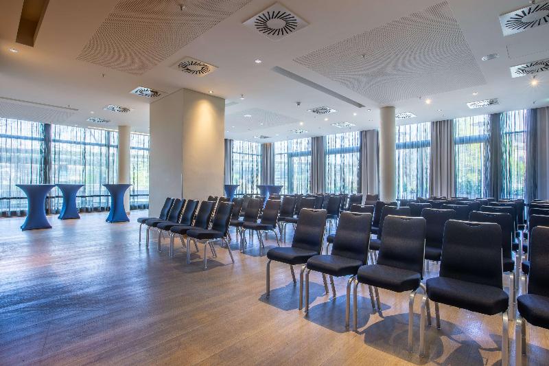 Radisson Blu Hotel, Hamburg - Toplantı