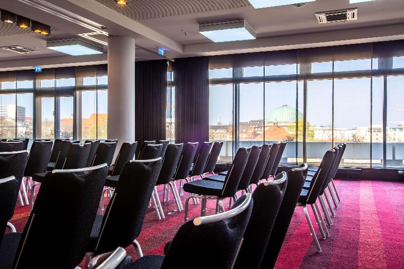 Radisson Blu Hotel, Hamburg - Toplantı