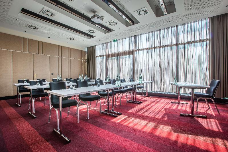 Radisson Blu Hotel, Hamburg - Toplantı